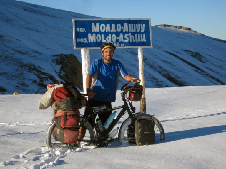 bicicleting en la nieve