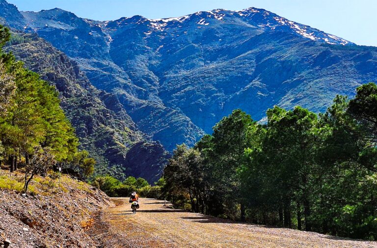 Transnevada: La Vuelta a Sierra Nevada en bici (Info y Track)