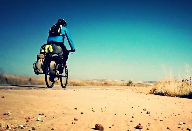 Viajar en bici en solitario