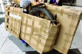 La Caja de Cartón: El Santo Grial del Cicloturista Sin título