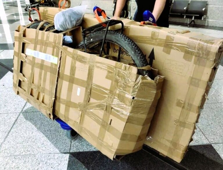 La Caja de Cartón: El Santo Grial del Cicloturista